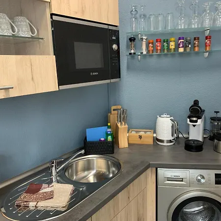 Exklusive Stadtwohnung Am Elbradweg: Best-preis-fewo Rathausblick 1 Fuer Max. 3 Pers. Inkl. Wlan, Prime Video & Self Check-in *