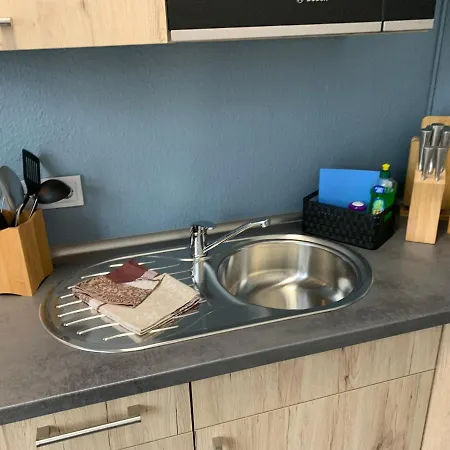 Exklusive Stadtwohnung Am Elbradweg: Best-preis-fewo Rathausblick 1 Fuer Max. 3 Pers. Inkl. Wlan, Prime Video & Self Check-in Wittenberge