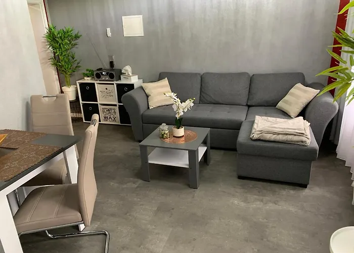 Exklusive Stadtwohnung Am Elbradweg: Best-preis-fewo Rathausblick 1 Für Max. 3 Pers. Inkl. Wlan, Prime Video&self Check-in Apartamento