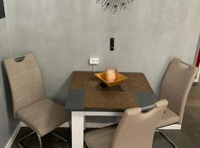 Exklusive Stadtwohnung Am Elbradweg: Best-preis-fewo Rathausblick 1 Für Max. 3 Pers. Inkl. Wlan, Prime Video&self Check-in * Wittenberge