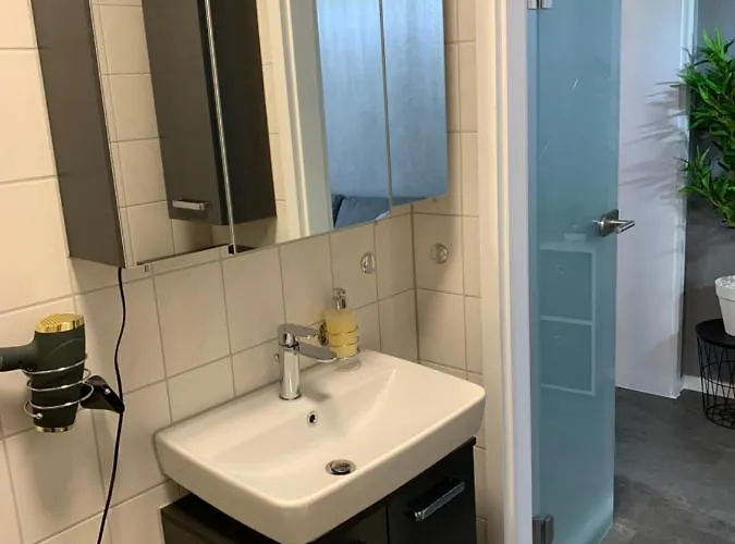 Apartamento Exklusive Stadtwohnung Am Elbradweg: Best-preis-fewo Rathausblick 1 Für Max. 3 Pers. Inkl. Wlan, Prime Video&self Check-in