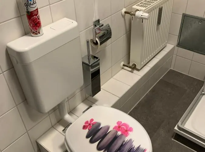 Exklusive Stadtwohnung Am Elbradweg: Best-preis-fewo Rathausblick 1 Für Max. 3 Pers. Inkl. Wlan, Prime Video&self Check-in Wittenberge